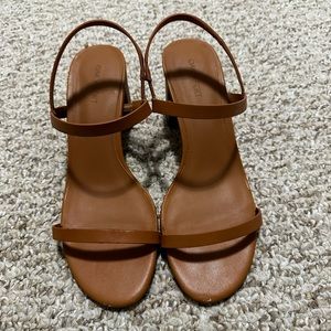Oak & Fort Low Heeled Sandals